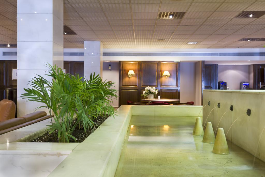 Hotel Goya Сарагоса Экстерьер фото