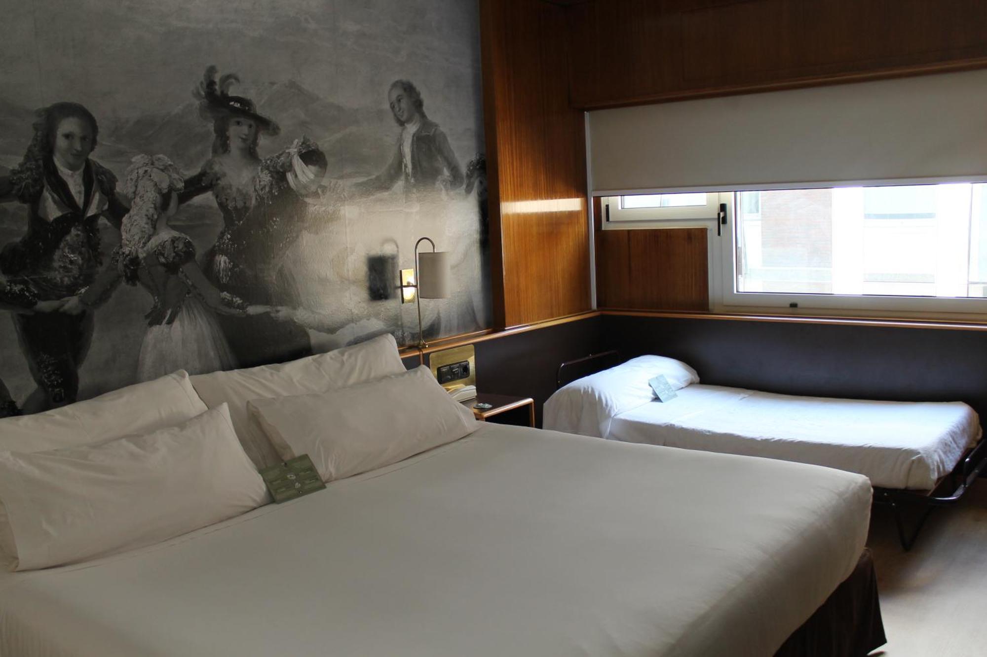 Hotel Goya Сарагоса Экстерьер фото