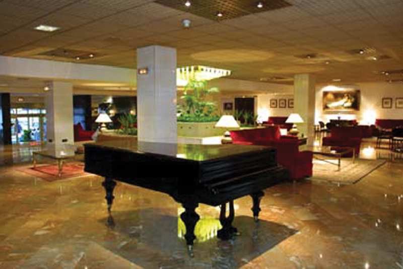 Hotel Goya Сарагоса Экстерьер фото