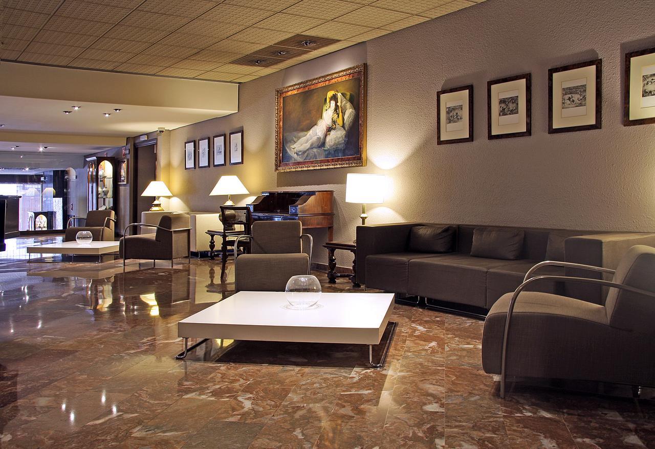 Hotel Goya Сарагоса Экстерьер фото